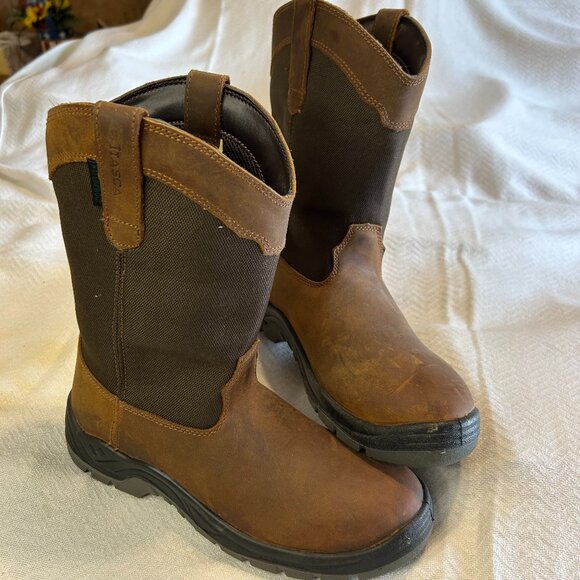 Mens Itaska Waterproof Boots. Size 10-1/2. NWOT. (1138) - Picture 1 of 5